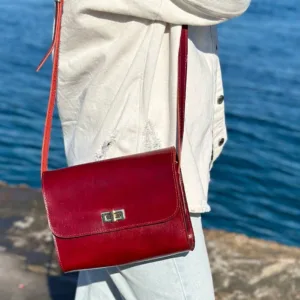 Δερμάτινη τσάντα  ώμου